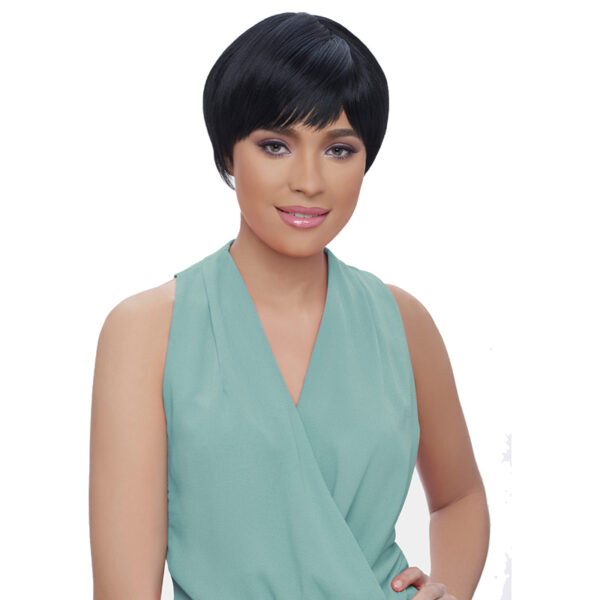 picture of short synthetic wig at roots beauty supply